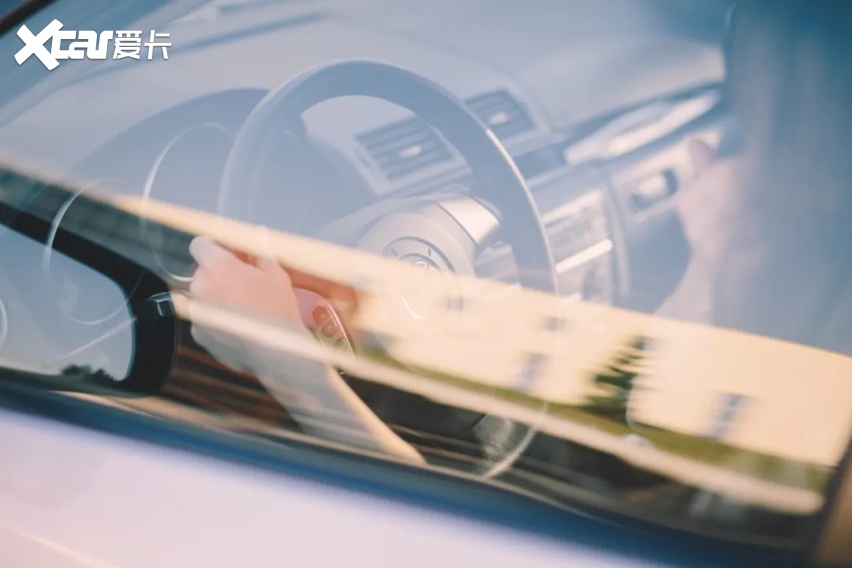 的烫怎么降温才靠谱？麻将胡了夏天座椅晒(图3)